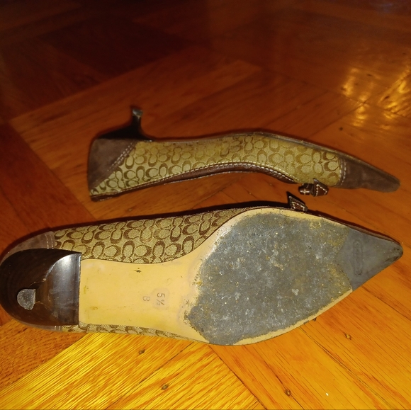 Coach Women's Signature Kitten Heels In Signature Print With Bow In Brown - Picture 8 of 8